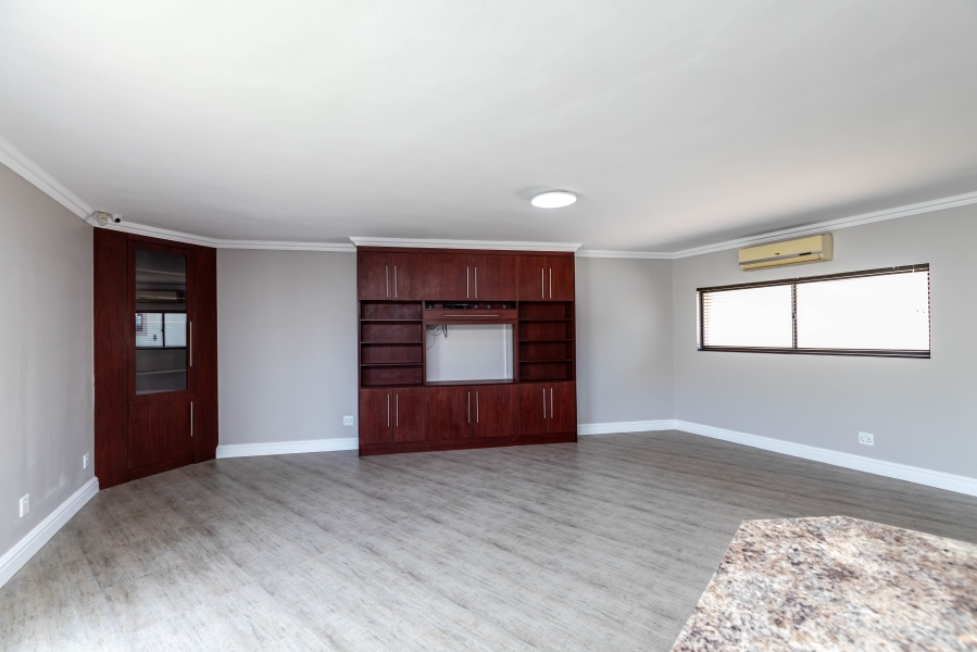 6 Bedroom Property for Sale in Dorchester Heights Eastern Cape